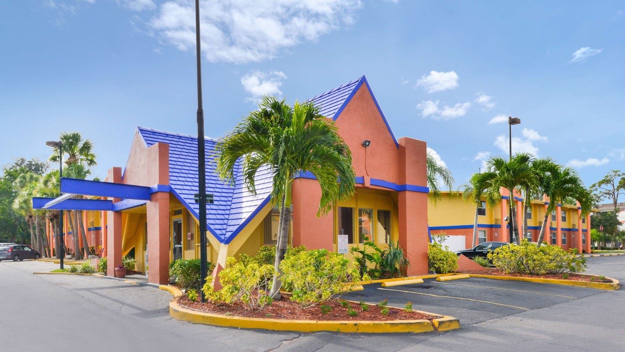 Photo of Outdoor in Central Sarasota