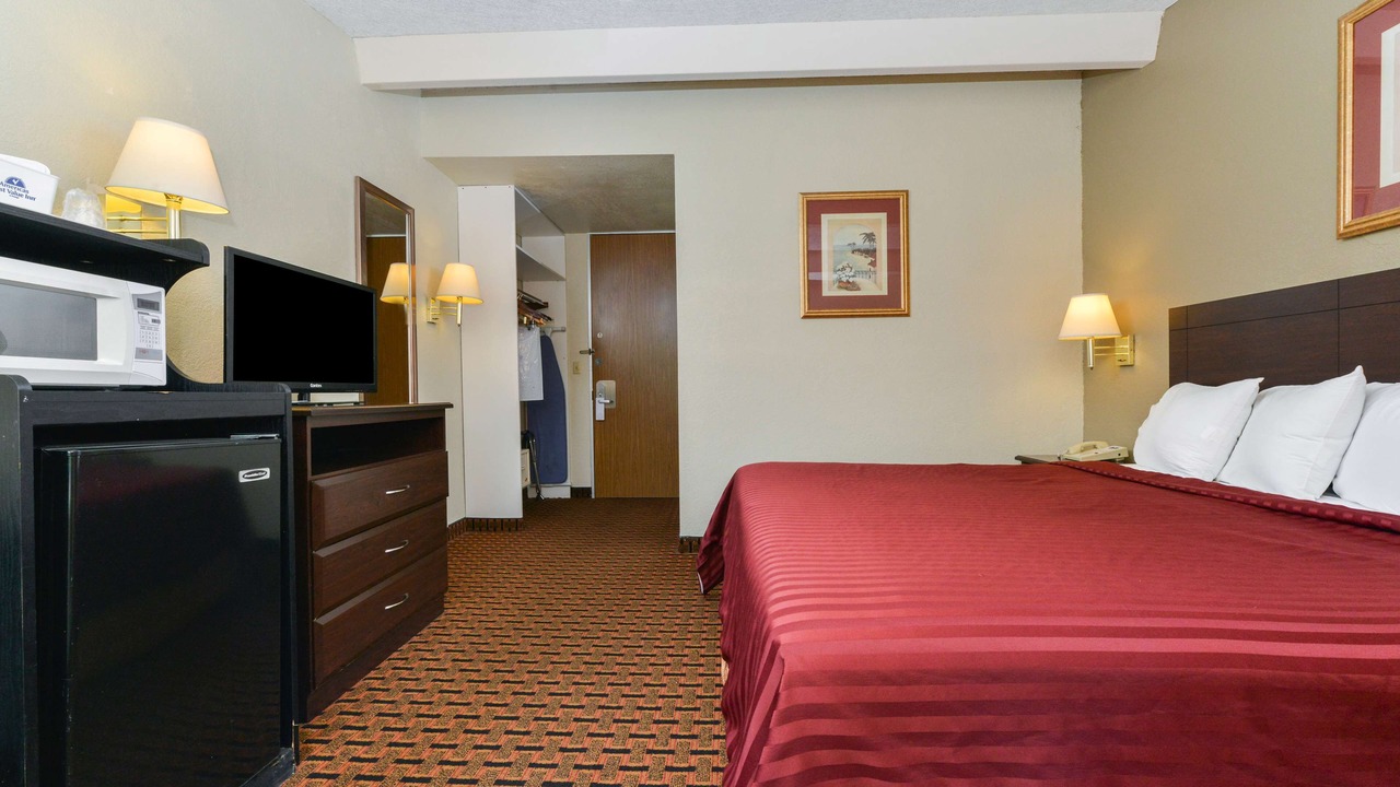 Photo of Bedroom in Central Sarasota
