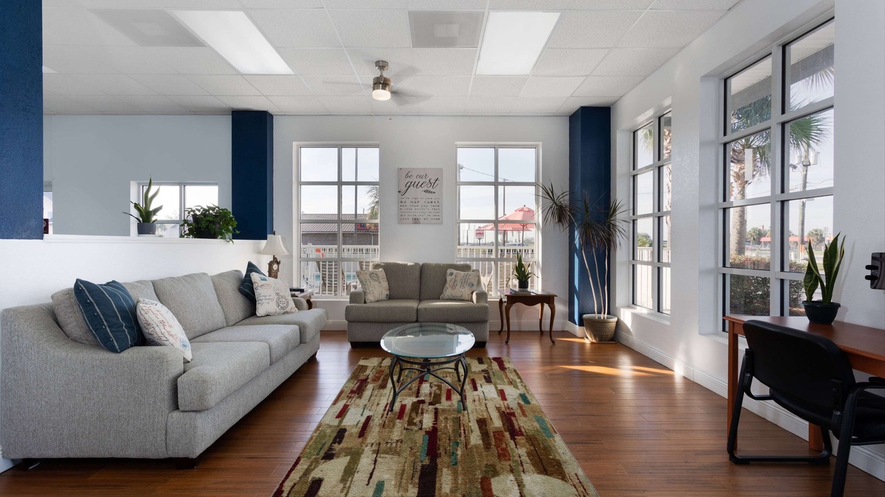 Photo of Livingroom in Marianna