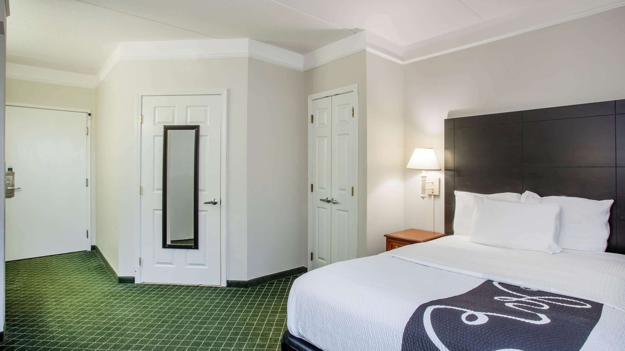 Photo of Bedroom in Tropic