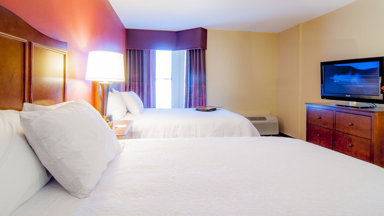 Photo of Bedroom in Bearss Plaza