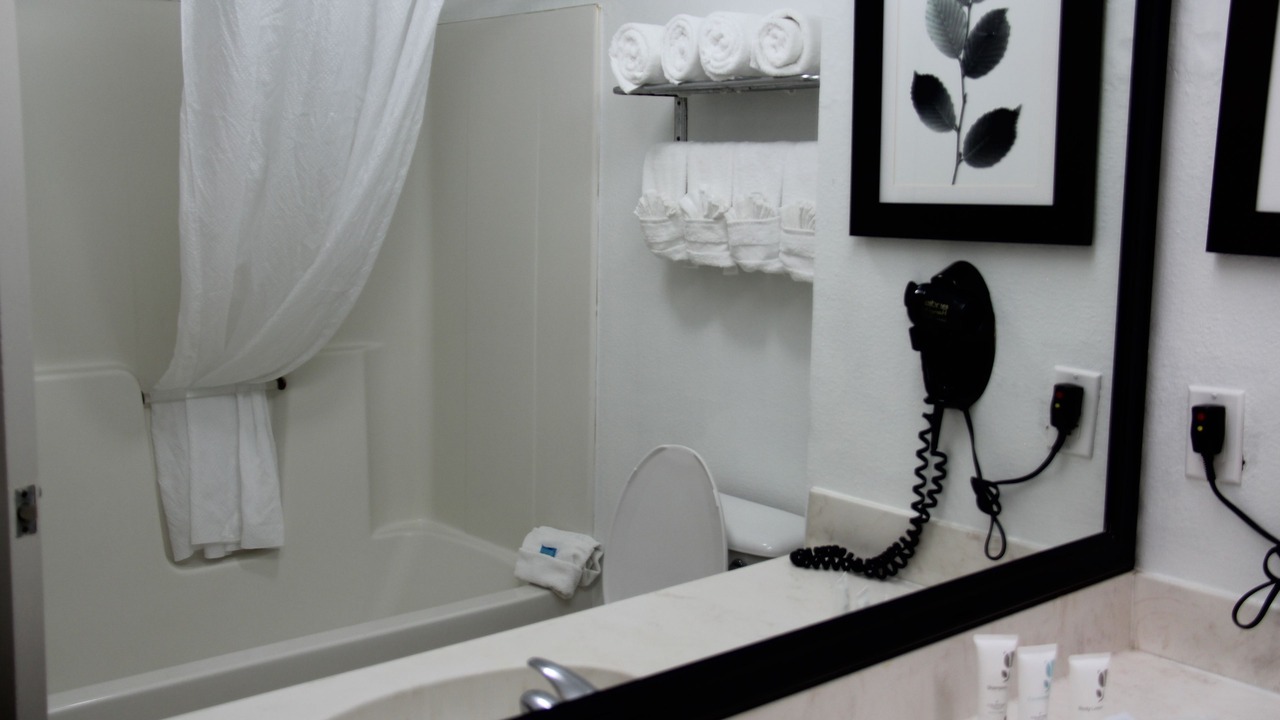 Photo of Bathroom in Doctors Inlet