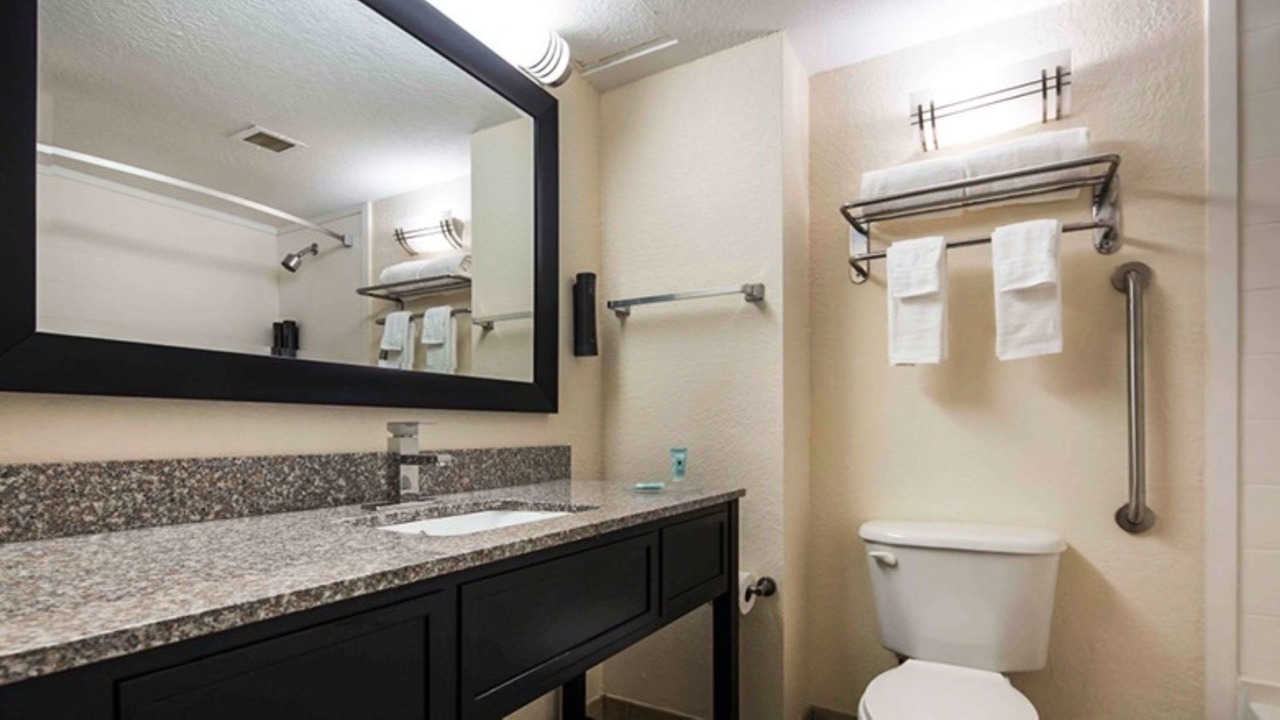 Photo of Bathroom in Nichols