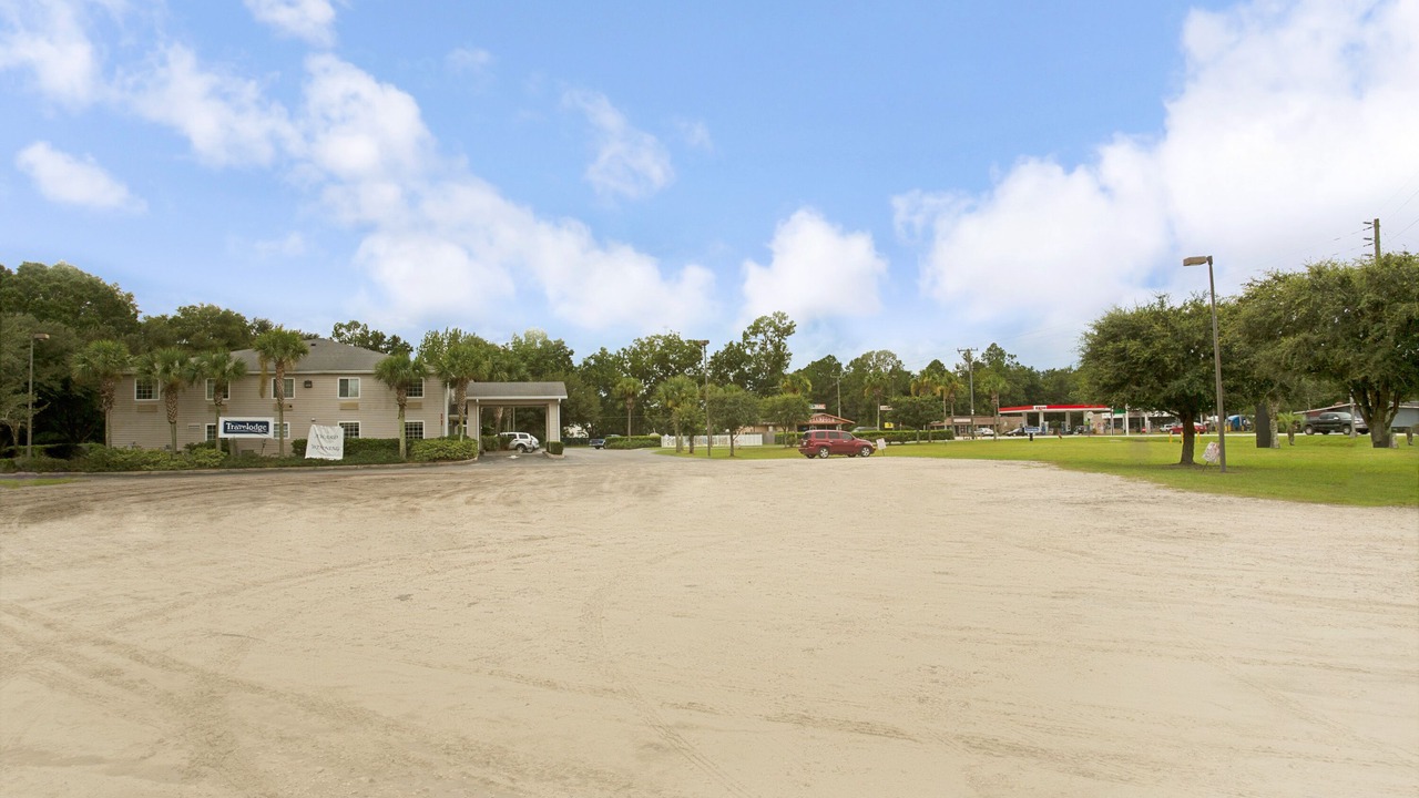 Photo of Outdoor in MacClenny