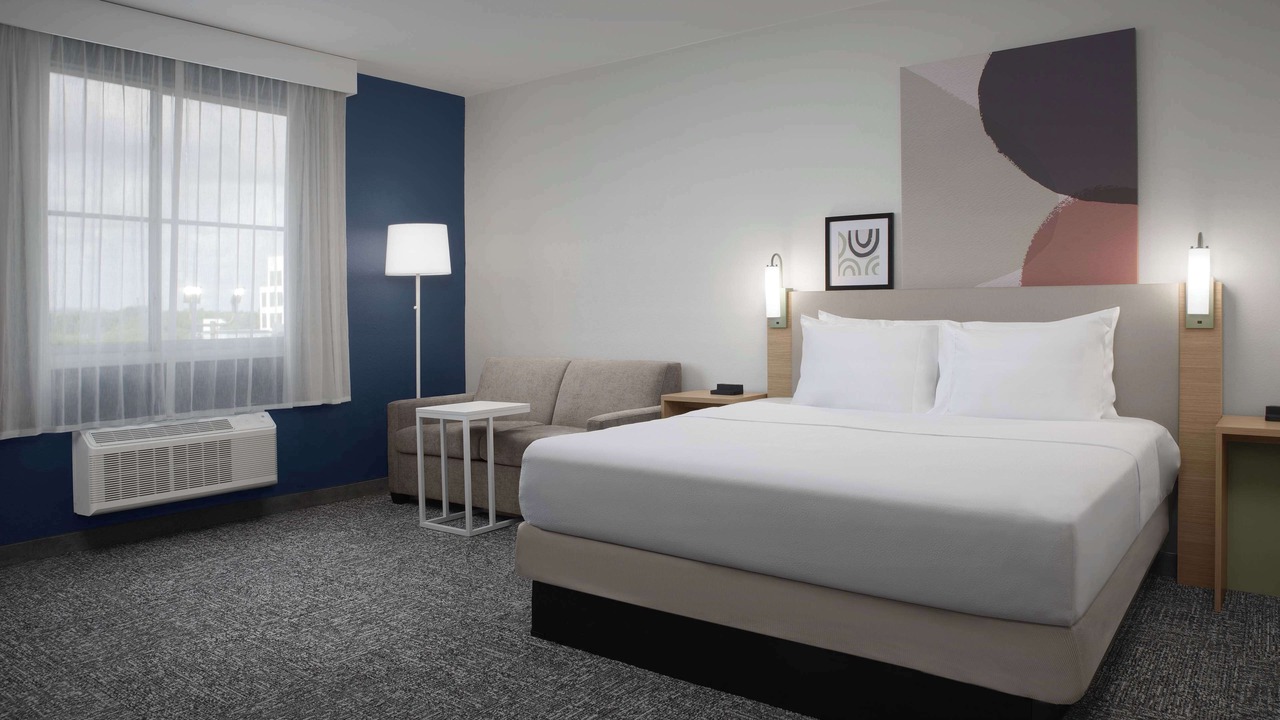 Photo of Bedroom in Doral