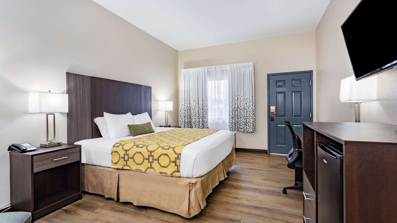 Photo of Bedroom in Midway