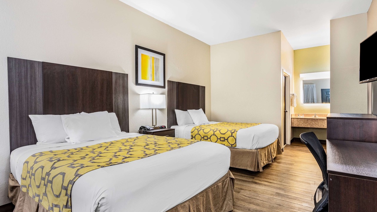 Photo of Bedroom in Midway