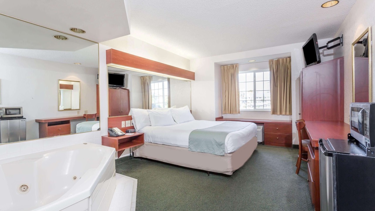 Photo of Bedroom in Marianna