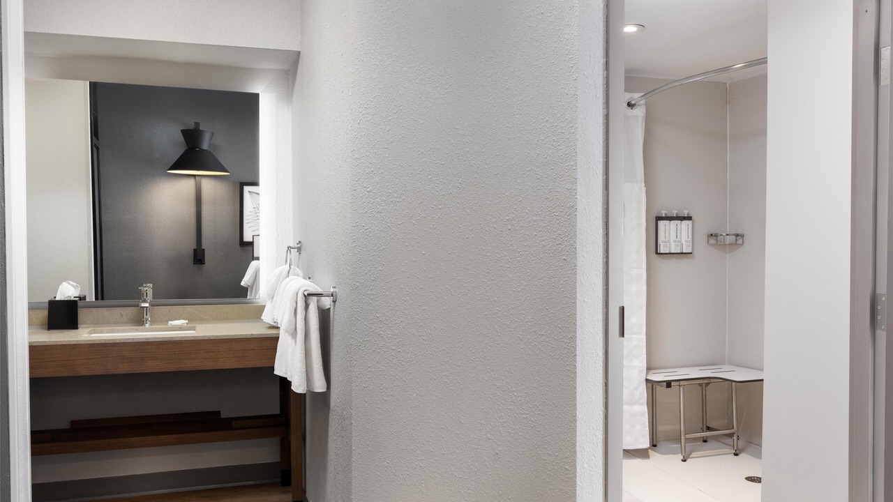 Photo of Bathroom in Airport North