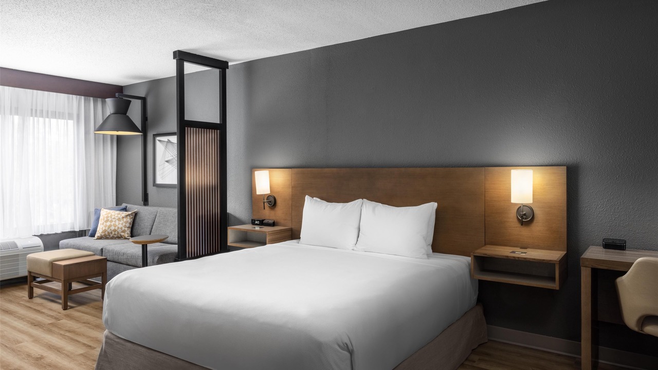 Photo of Bedroom in Airport North