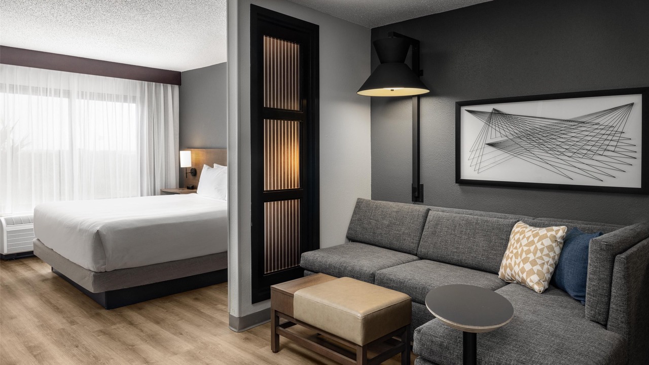 Photo of Bedroom in Airport North