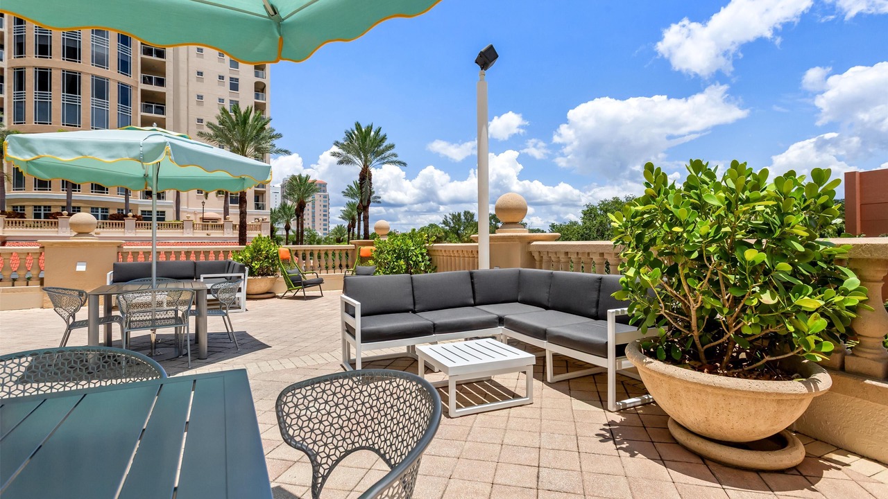 Photo of Patio Balcony in St. Petersburg