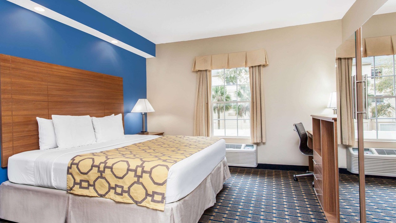 Photo of Bedroom in Southpoint