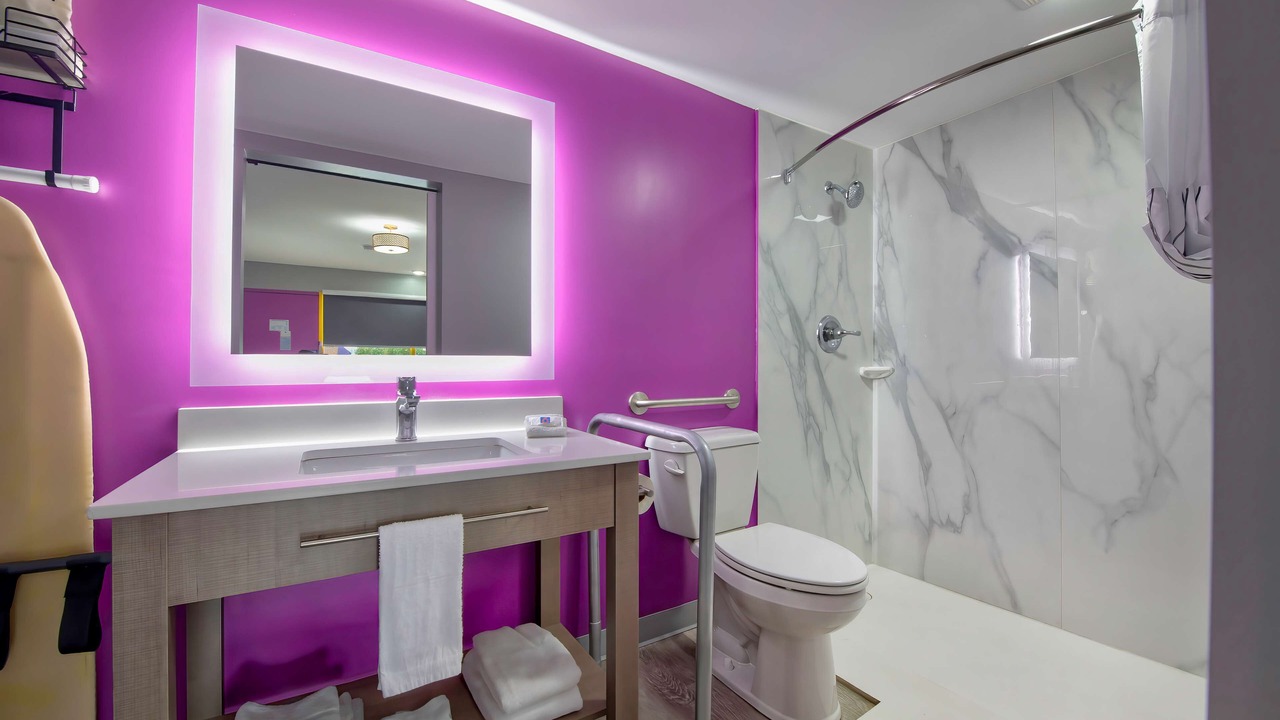 Photo of Bathroom in Tuscaloosa