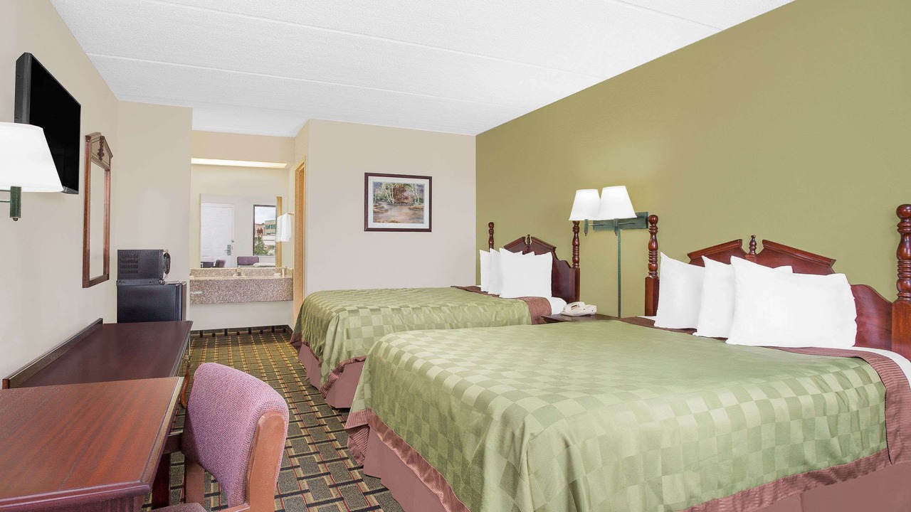 Photo of Bedroom in Eufaula