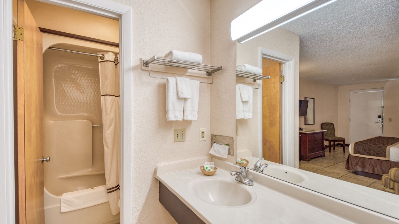 Photo of Bathroom in Lake City