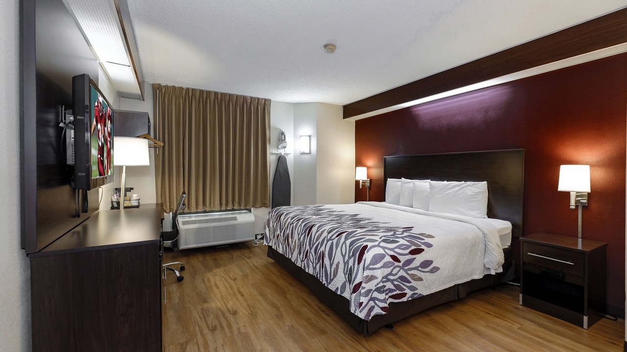 Photo of Bedroom in Northwest Pensacola