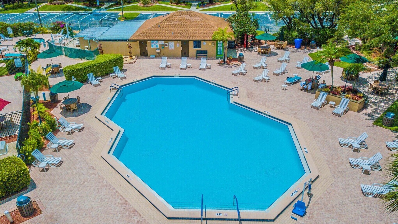 Photo of Outdoor in Joel