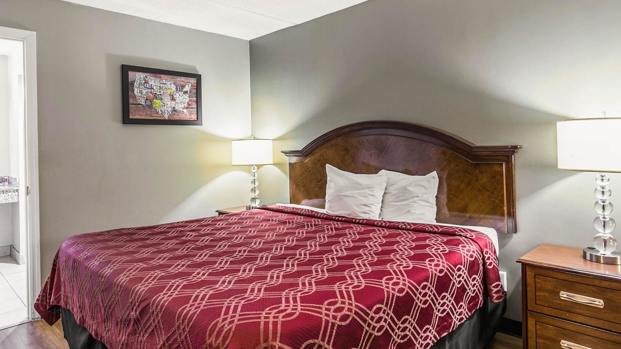 Photo of Bedroom in Tallahassee