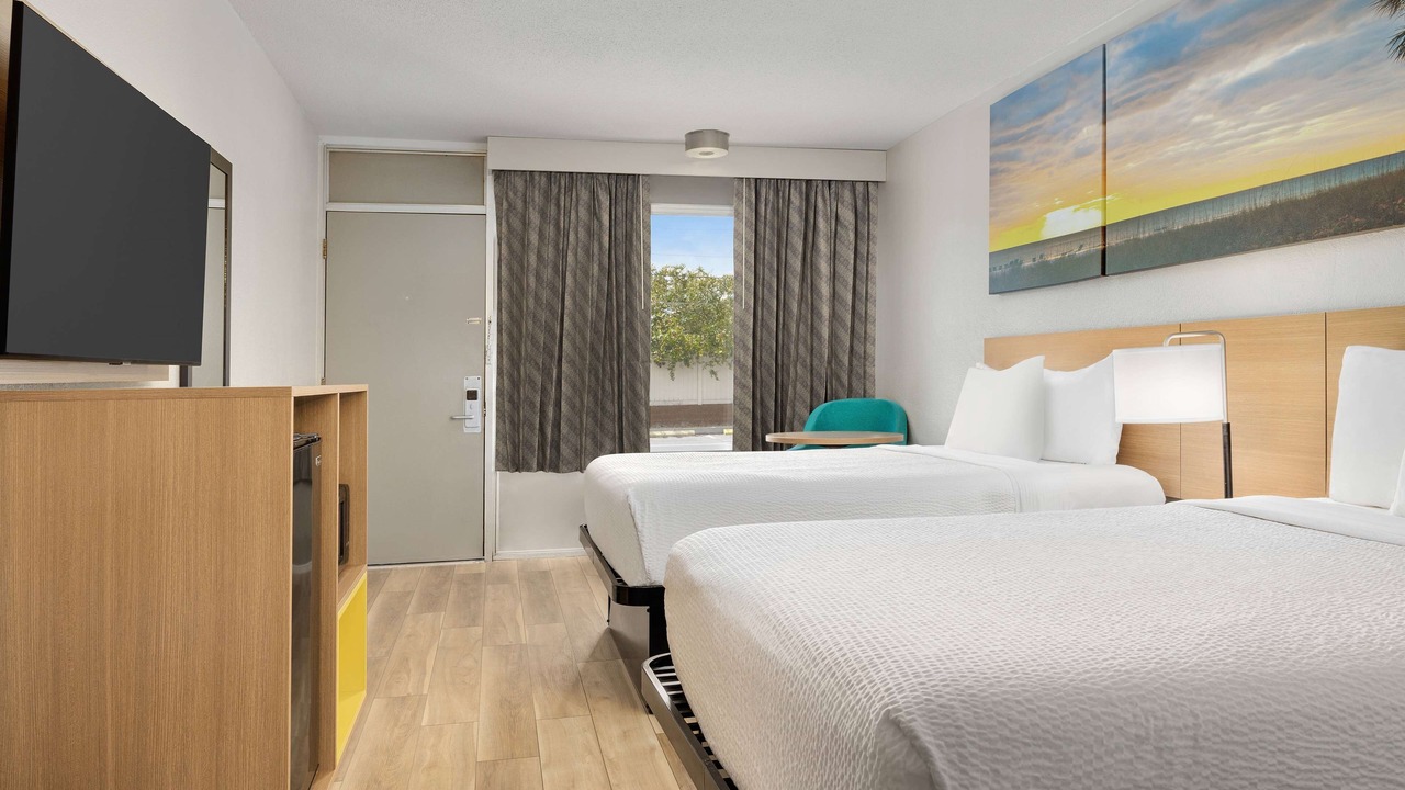 Photo of Bedroom in Lake City