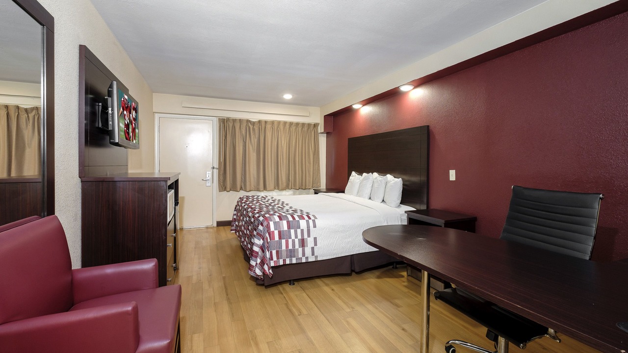 Photo of Bedroom in Tallahassee
