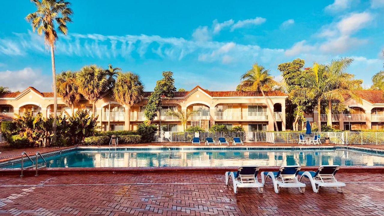 Photo of Outdoor in Pembroke Pines