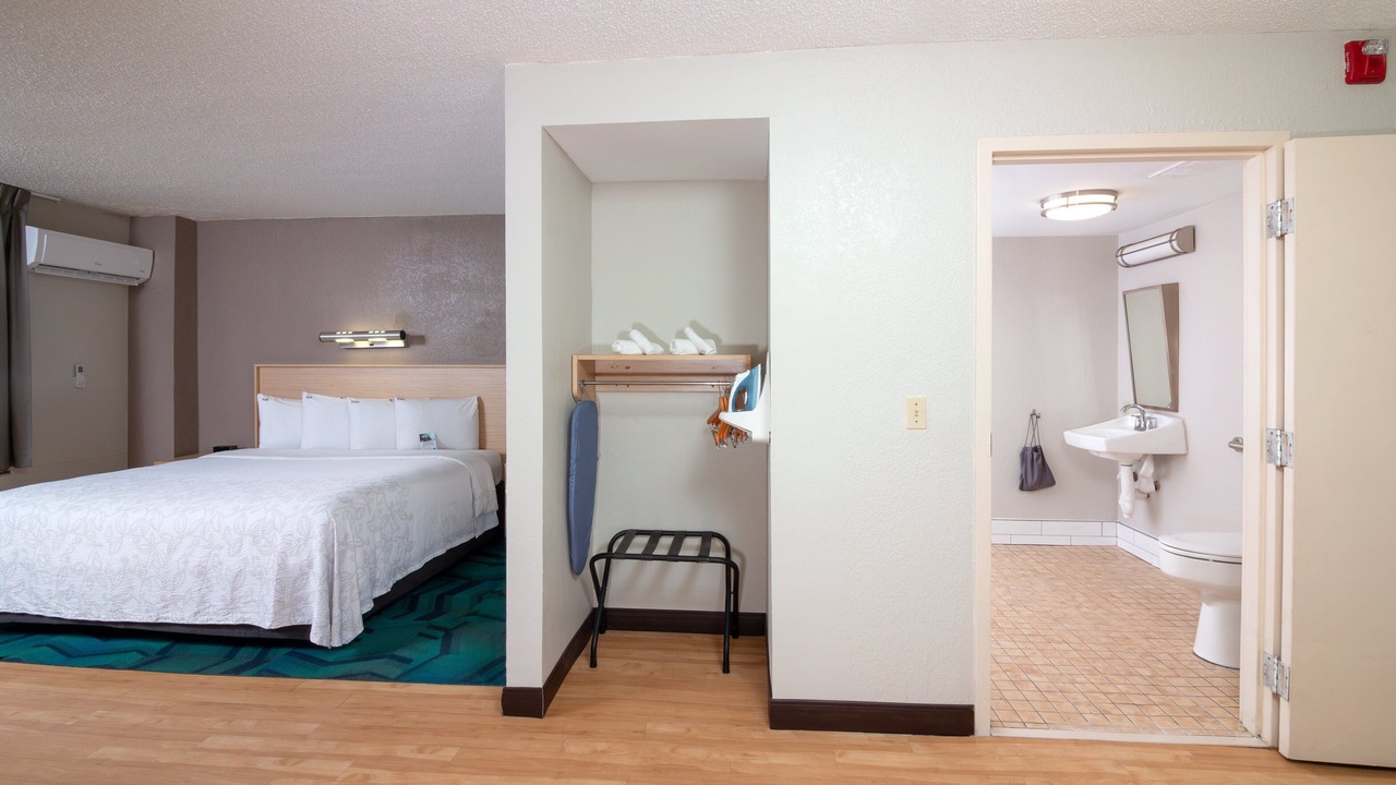 Photo of Bedroom in Seybold