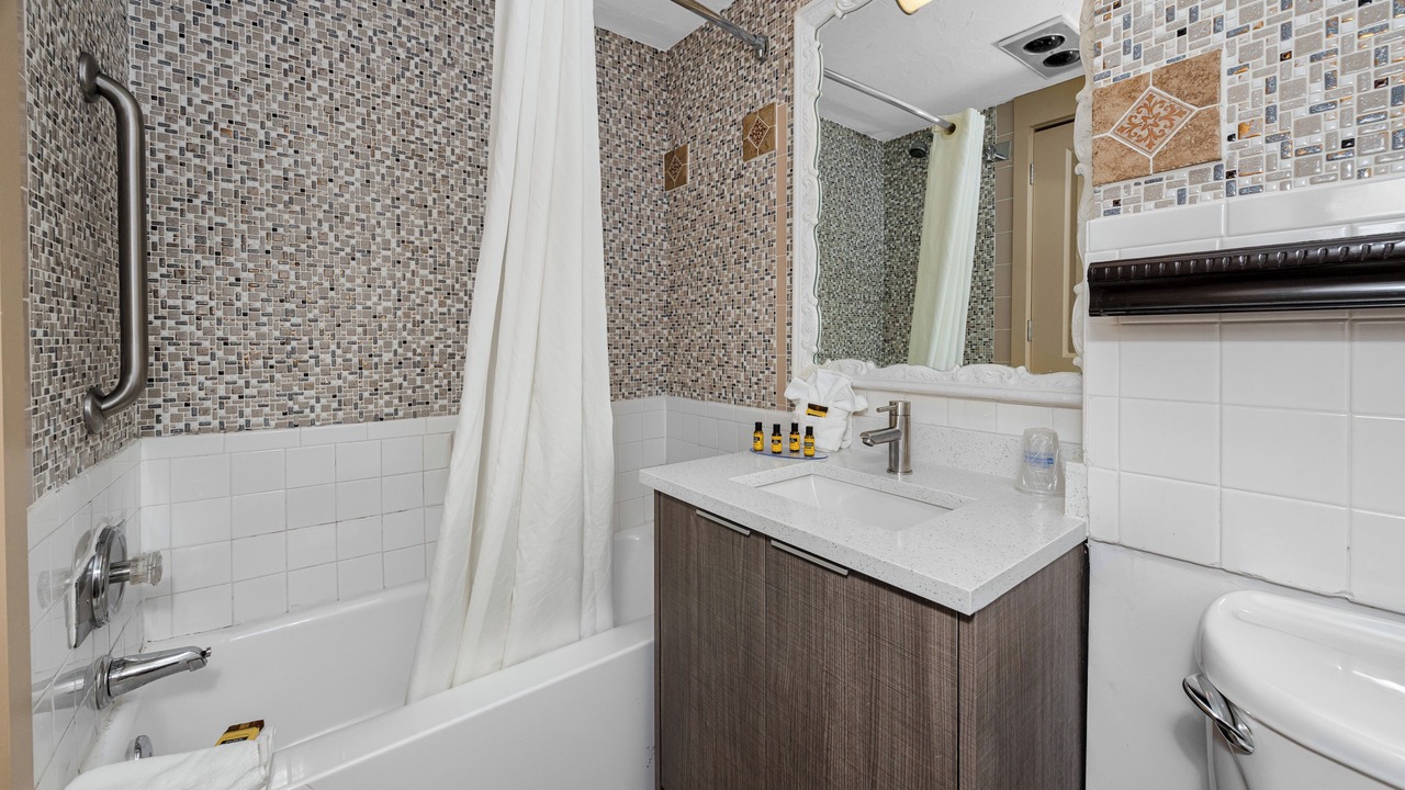 Photo of Bathroom in Downtown Dunedin