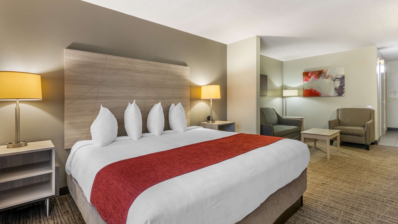 Photo of Bedroom in Lake City