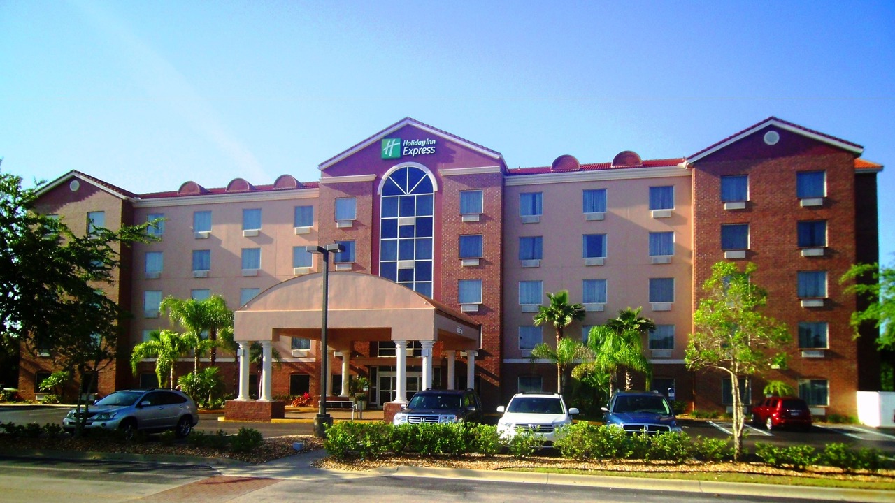 Photo of Buildings in Deltona Lakes