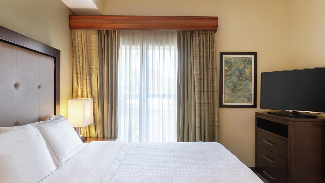 Photo of Bedroom in Feather Sound