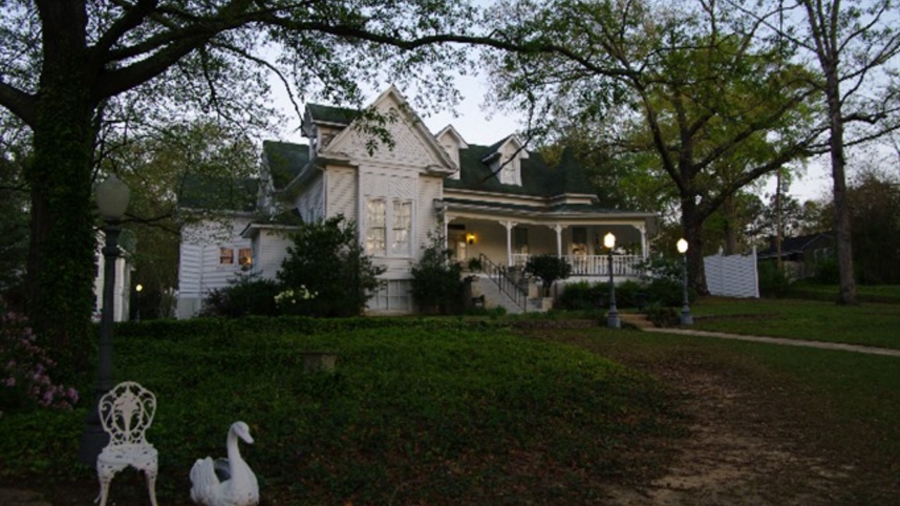 Photo of Buildings in Fayette
