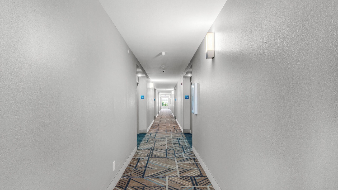 Photo of Bedroom in Crystal Beach