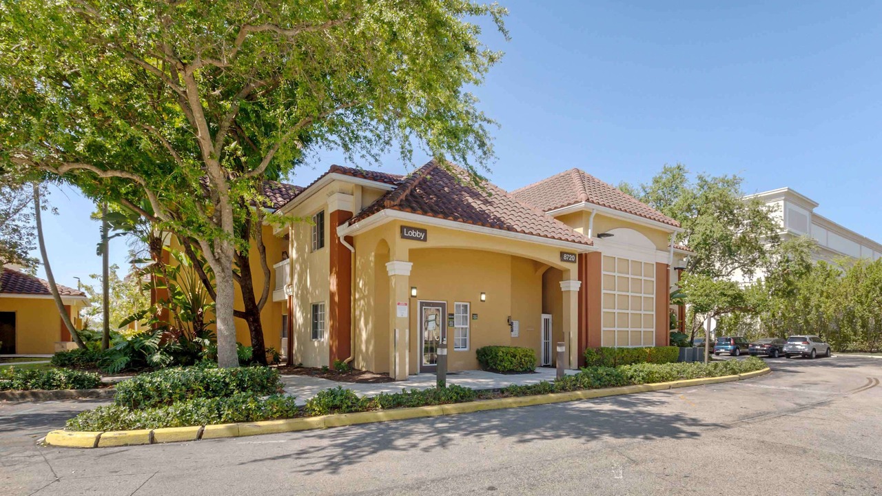 Photo of Outdoor in Doral