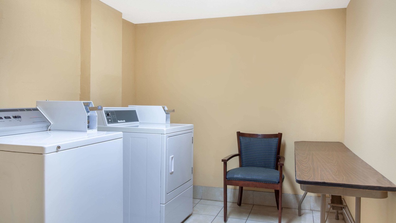Photo of Bedroom in Clinton