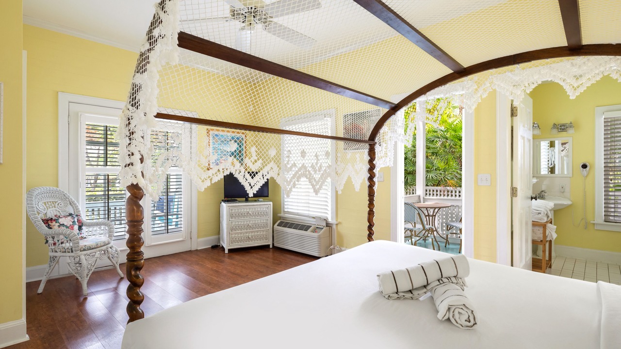 Photo of Patio Balcony in Historic Seaport