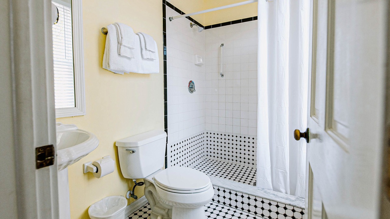 Photo of Bathroom in Historic Seaport