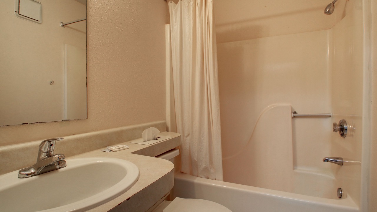 Photo of Bathroom in Brent