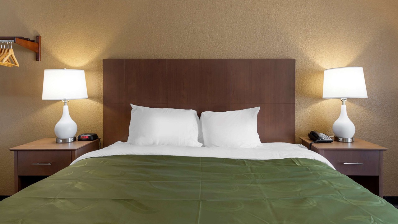 Photo of Bedroom in St. Petersburg - Clearwater