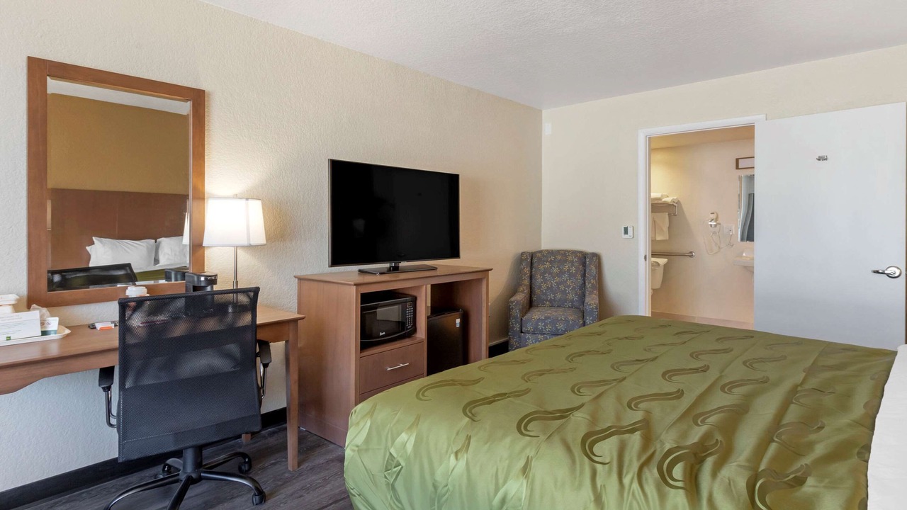 Photo of Bedroom in St. Petersburg - Clearwater