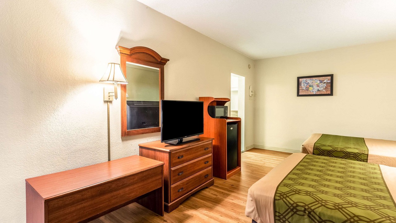 Photo of Bedroom in Lake City
