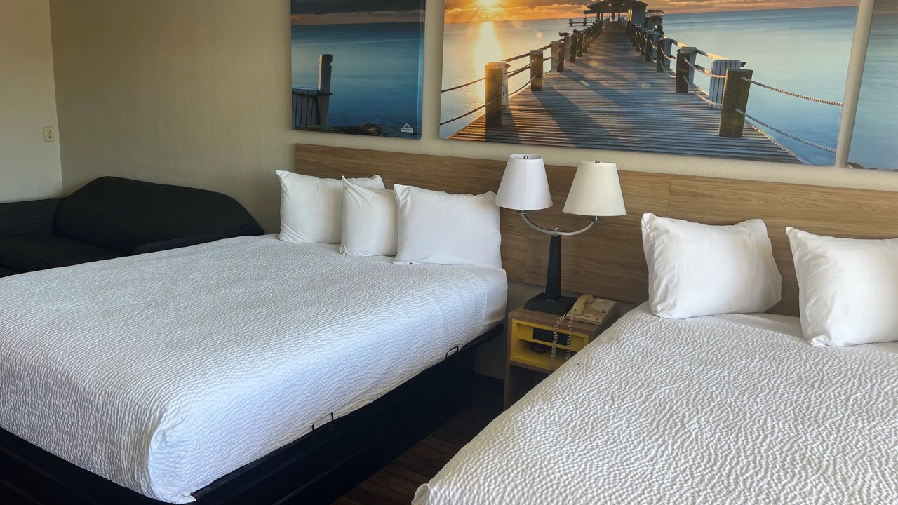 Photo of Bedroom in United Central