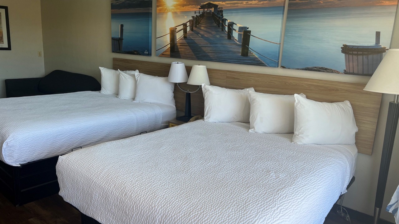 Photo of Bedroom in United Central