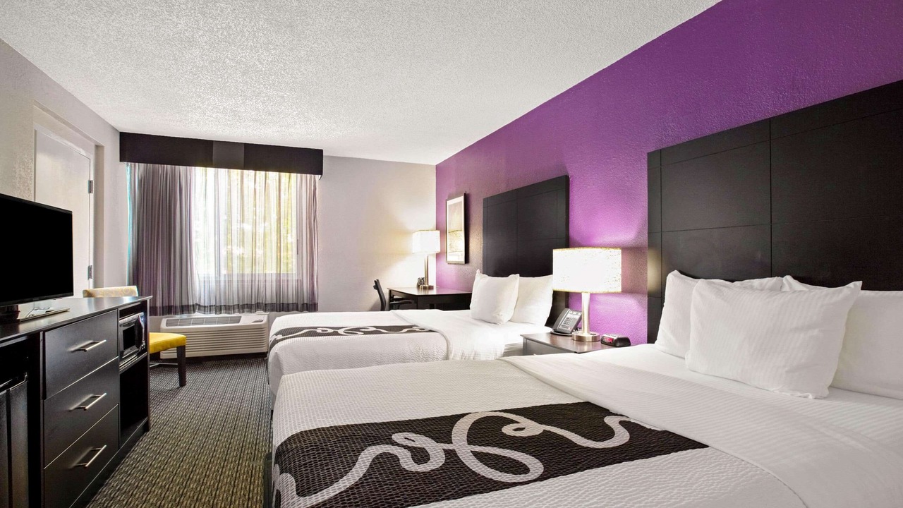 Photo of Bedroom in Miami Lakes