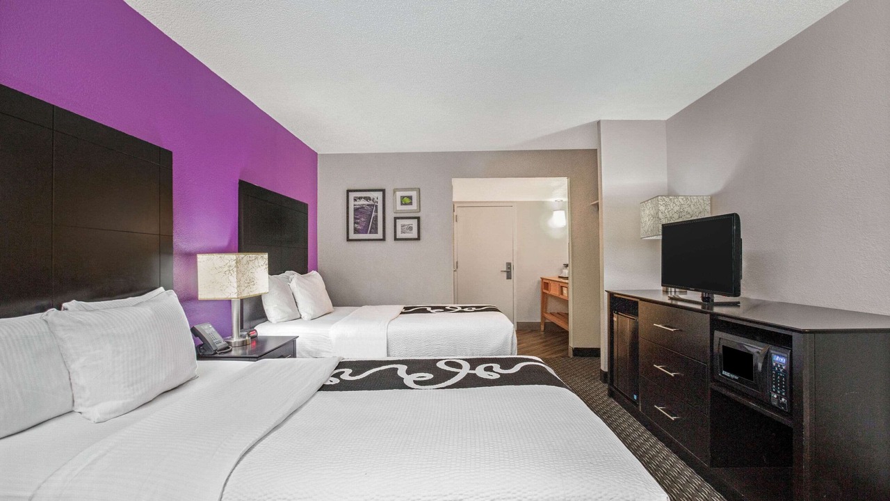 Photo of Bedroom in Miami Lakes