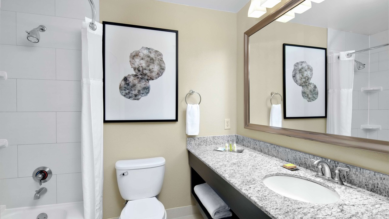Photo of Bathroom in Barclay Downs