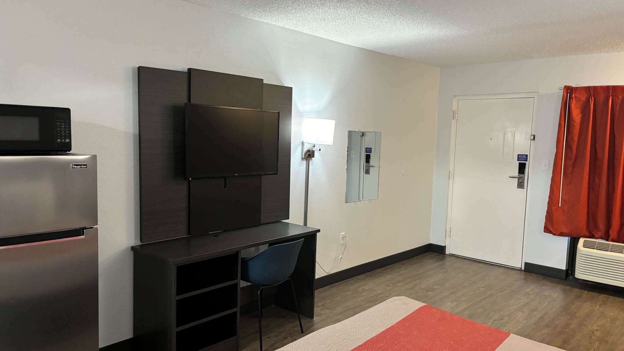 Photo of Bedroom in MacClenny