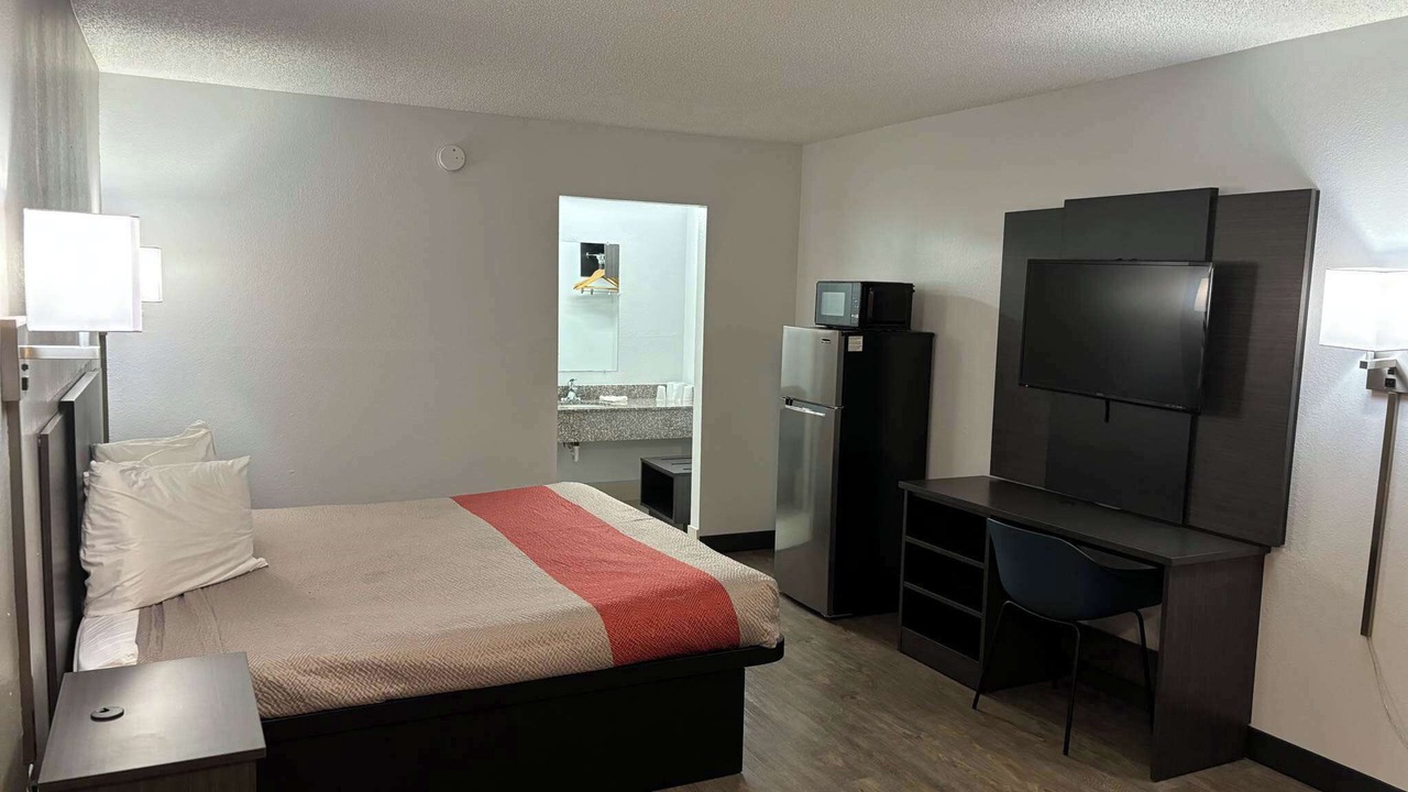 Photo of Bedroom in MacClenny