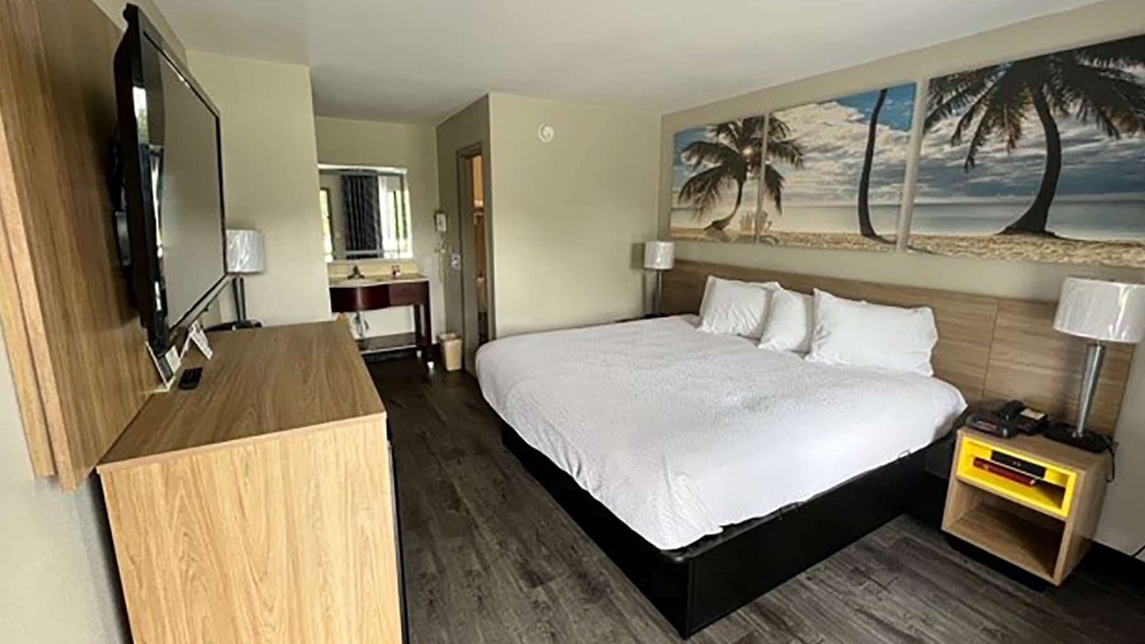 Photo of Bedroom in De Funiak Springs