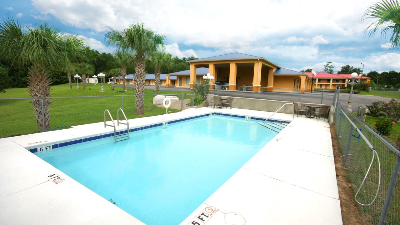 Photo of Outdoor in De Funiak Springs